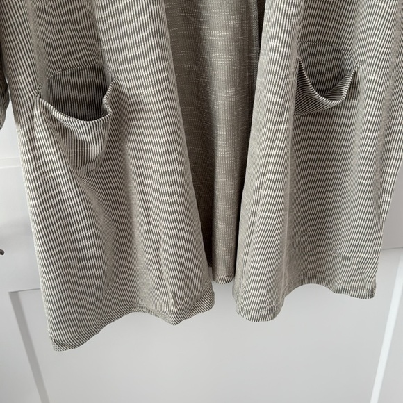 DONNI. Ribbed Cardigan - Picture 4 of 5